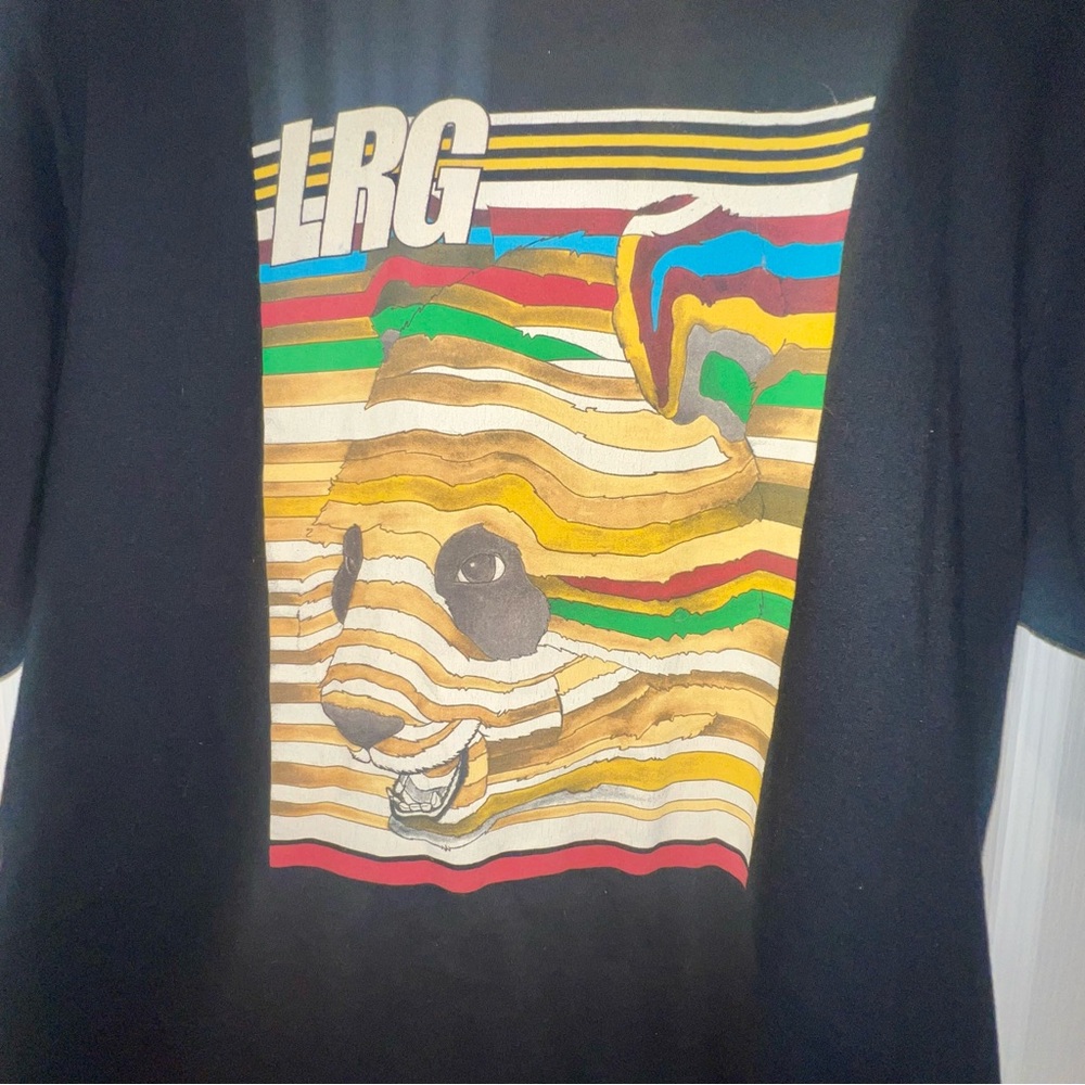 RARE LRG PANDA Men's Graphic T-shirt Black Short Sleeve Size XL Crewneck MINT